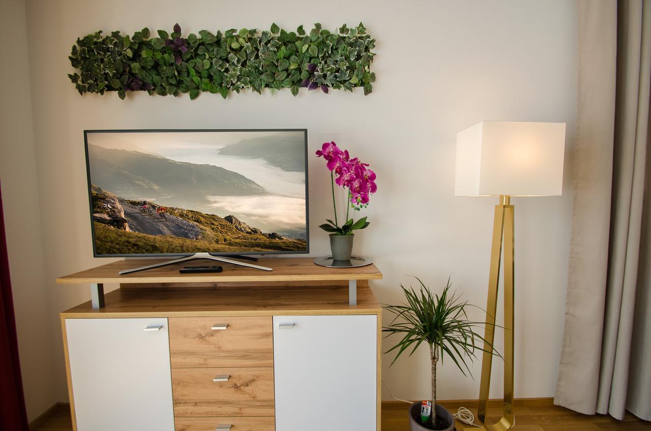 Finest Kitzblick Golf Suites By All In One Apartments Zell am See Ngoại thất bức ảnh